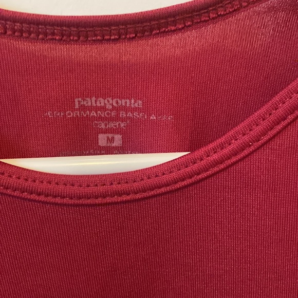Patagonia performance shirt size medium - Picture 5 of 5